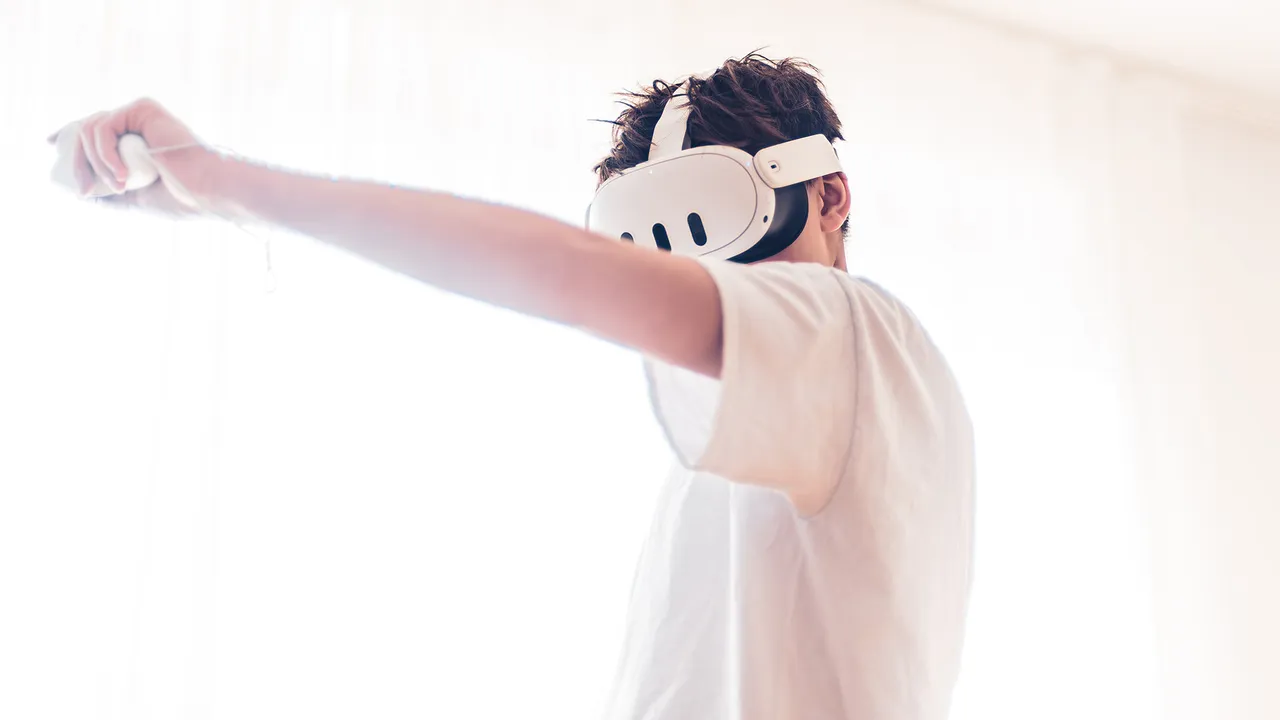 Бывшие сотрудники Meta утверждают, что компания подавила исследования, связанные с насилием над детьми в виртуальной реальности.